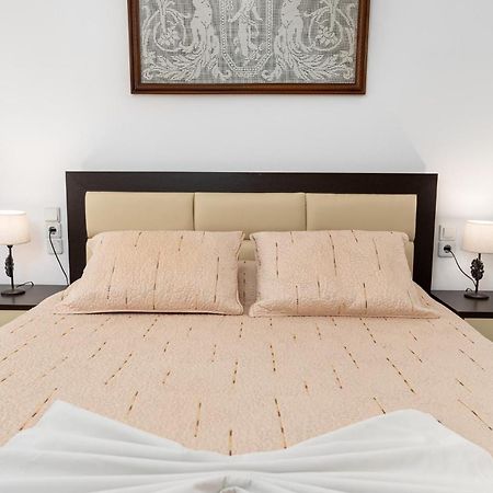 Villas Alexandros Kalamaki  Zimmer foto