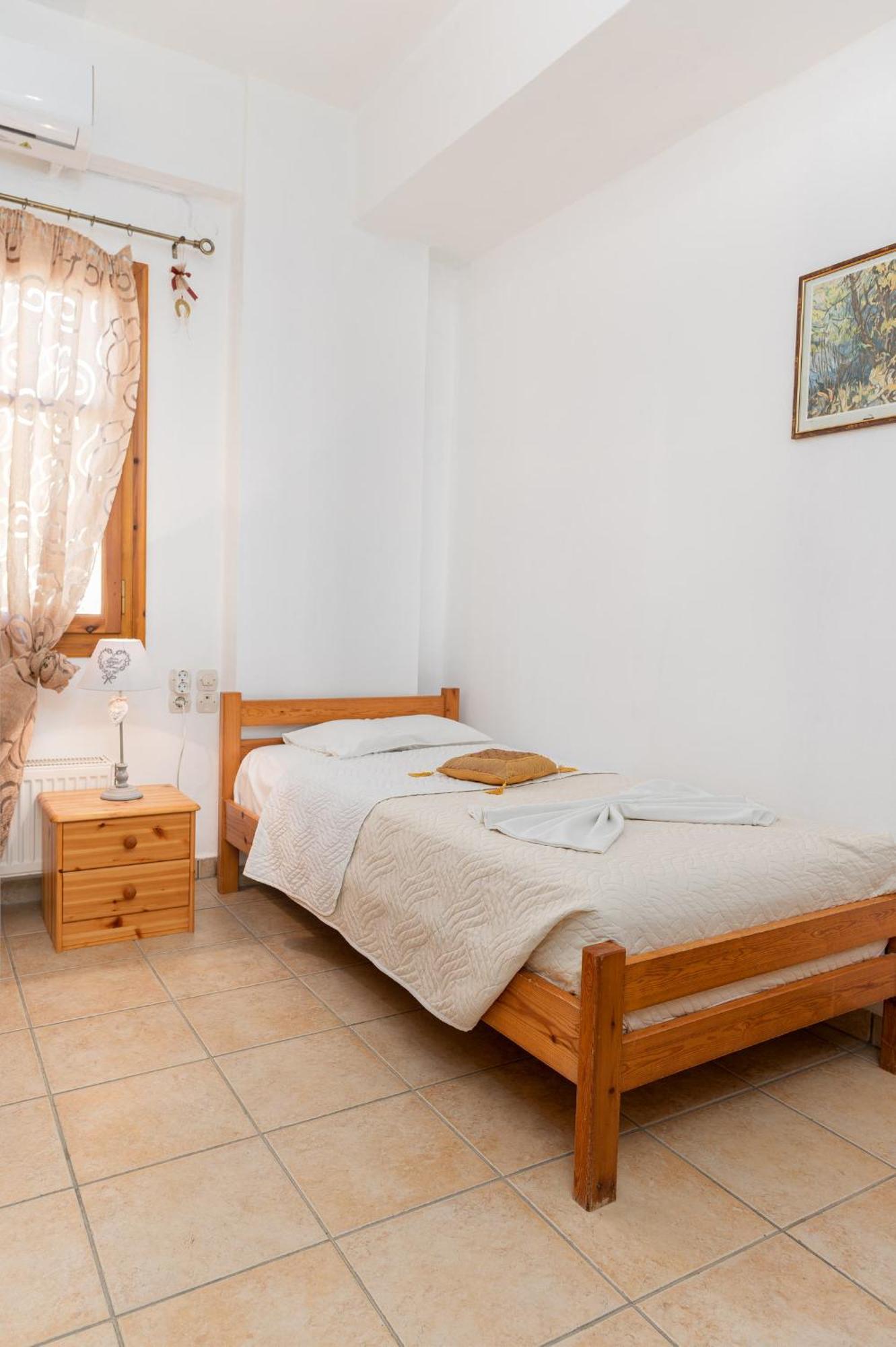 Villas Alexandros Kalamaki  Zimmer foto