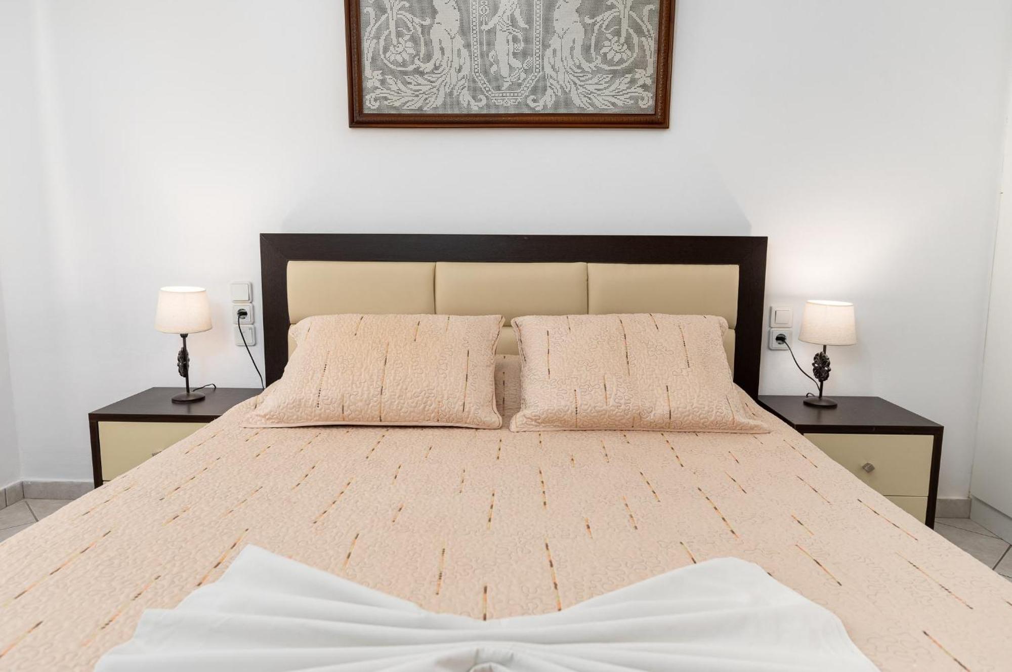 Villas Alexandros Kalamaki  Zimmer foto